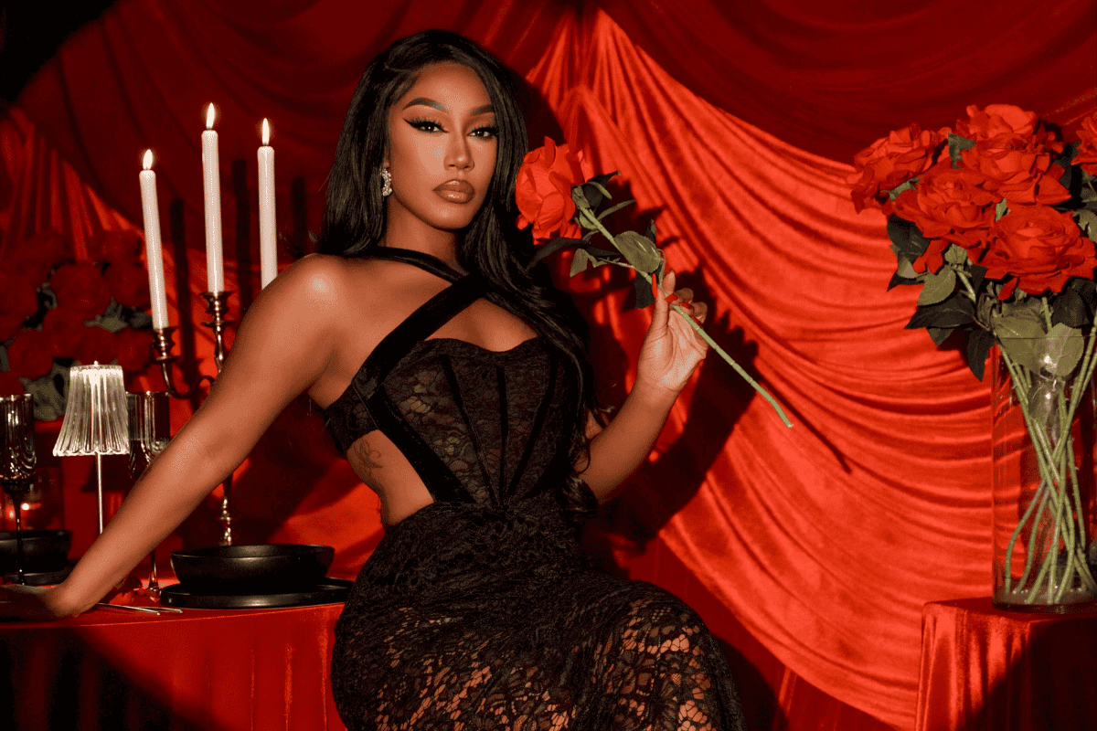 How to Dress Sexy: Our Secrets to Looking Sexier - Ellaé Lisqué