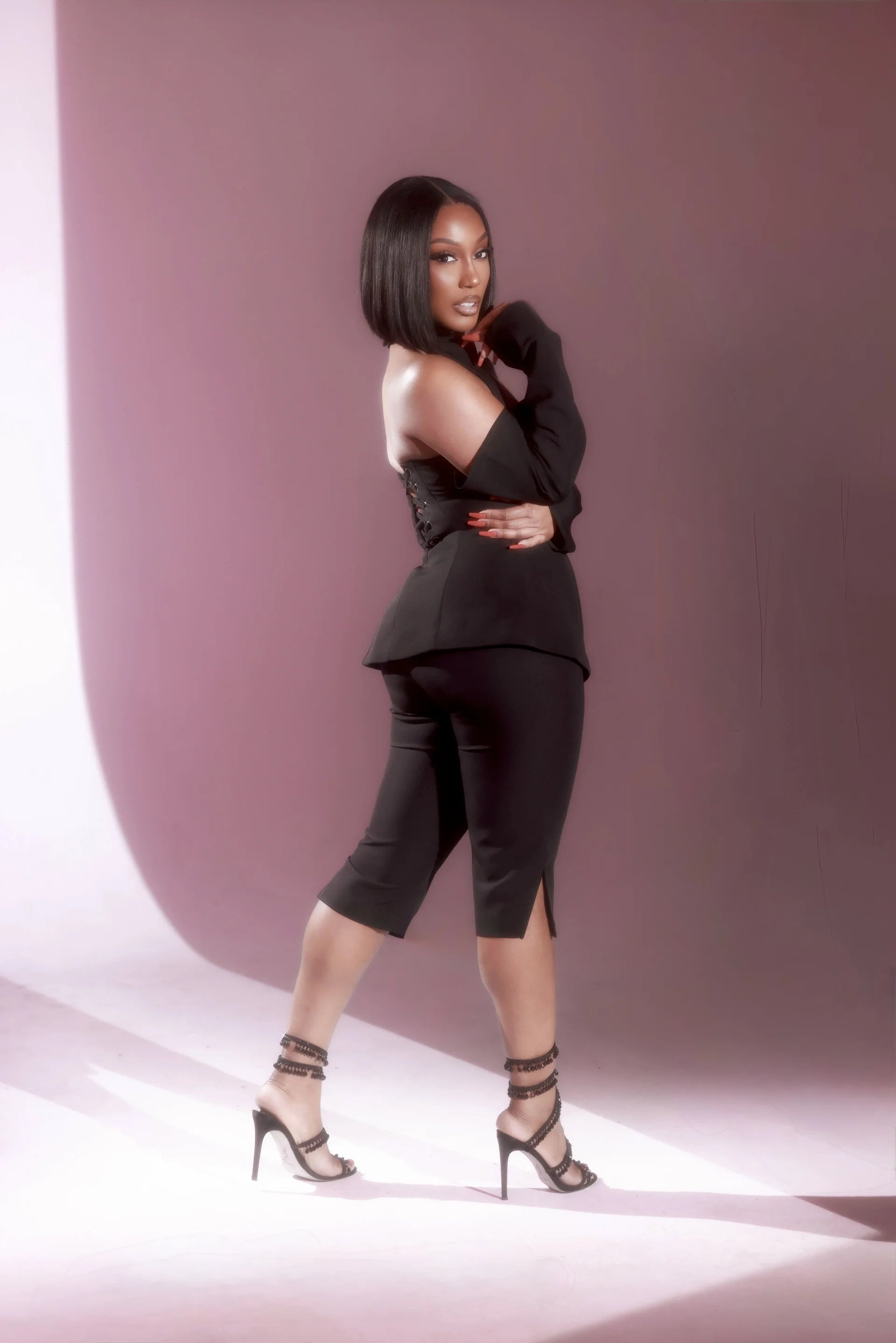 Blair Black Sleeved Capri Set Clothing Ellaé Lisqué