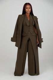 Timeless Moment Olive Blazer Clothing Ellaé Lisqué
